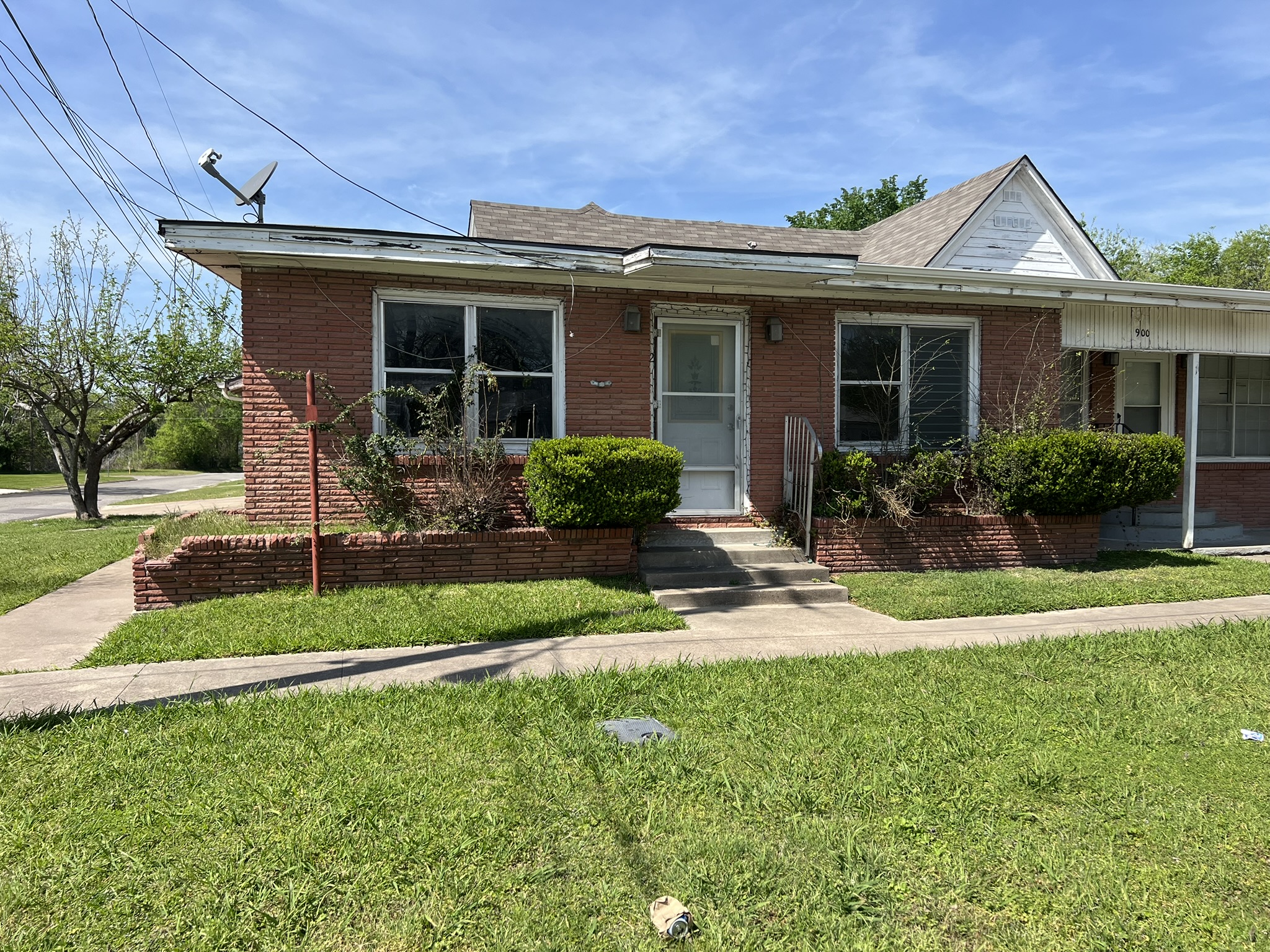 900 W. 6th Ave #2, Corsicana, TX